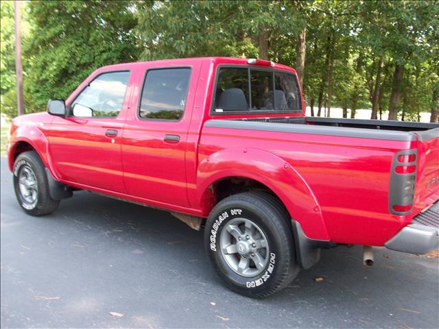 Nissan Frontier 2004 photo 4