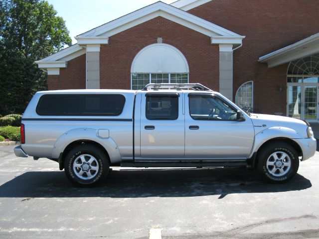 Nissan Frontier 2004 photo 1