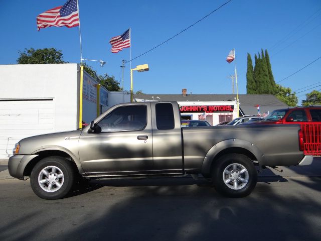 Nissan Frontier 2004 photo 2