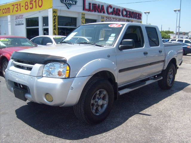 Nissan Frontier 2004 photo 1