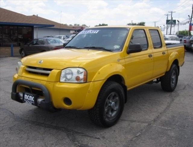 Nissan Frontier 2004 photo 2