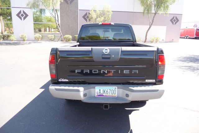 Nissan Frontier 3500hd Dually Ext. Cab Pickup Truck