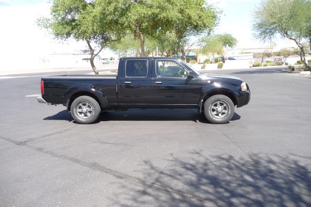 Nissan Frontier 2004 photo 1