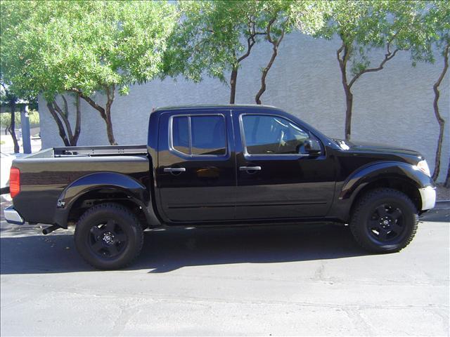 Nissan Frontier 2005 photo 3