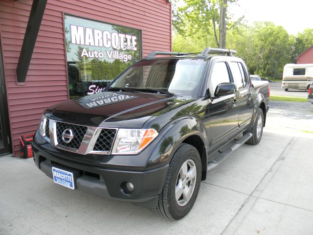 Nissan Frontier 2005 photo 2