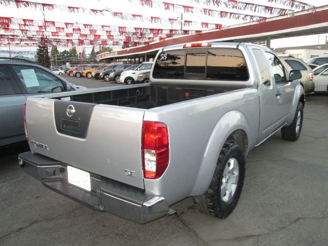 Nissan Frontier 2005 photo 1