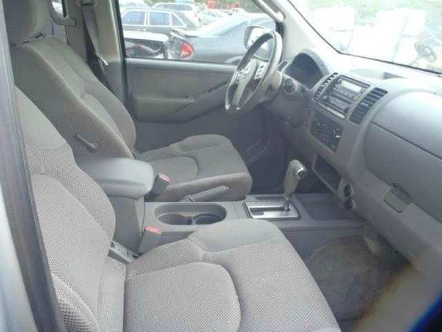 Nissan Frontier 2005 photo 10