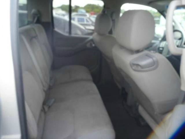 Nissan Frontier 2005 photo 6