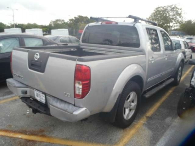 Nissan Frontier 2005 photo 9