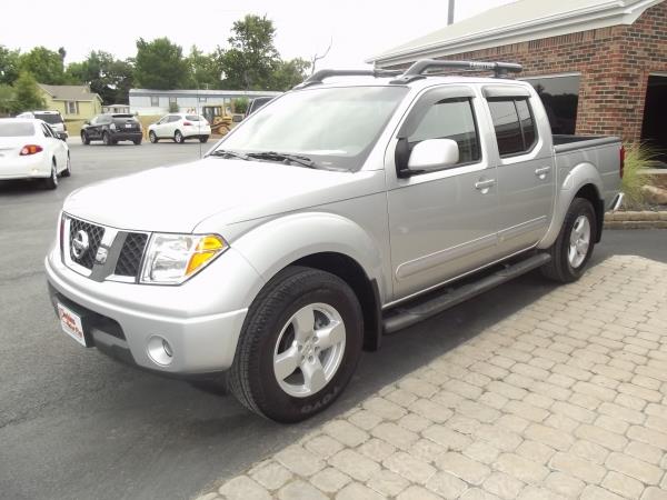 Nissan Frontier 2005 photo 1