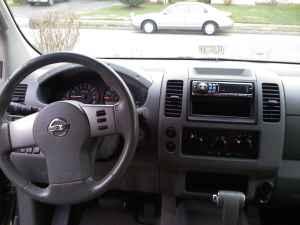 Nissan Frontier 2005 photo 3