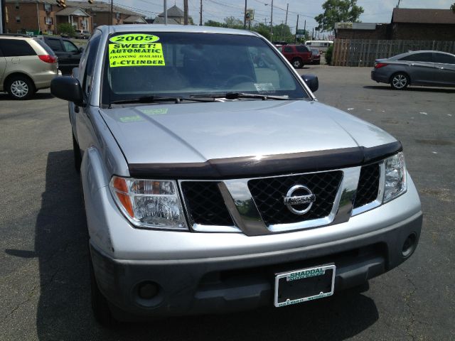 Nissan Frontier 2005 photo 10