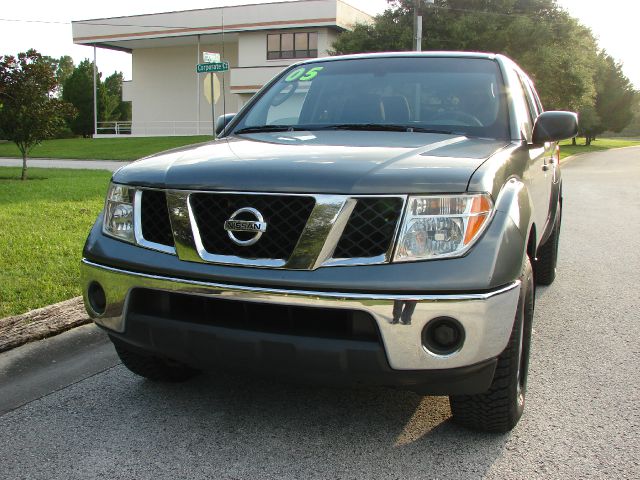 Nissan Frontier 2005 photo 3