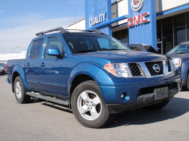 Nissan Frontier Touring / AWD Pickup