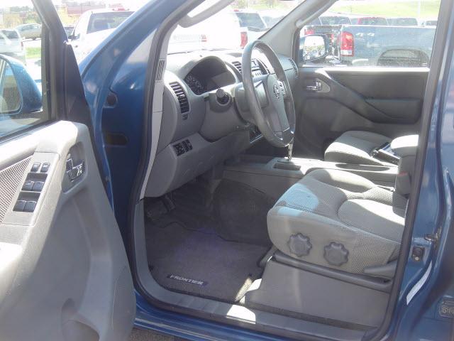 Nissan Frontier 2005 photo 5