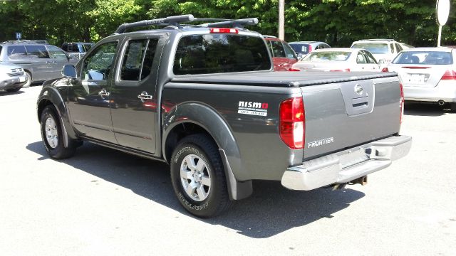 Nissan Frontier 2005 photo 4