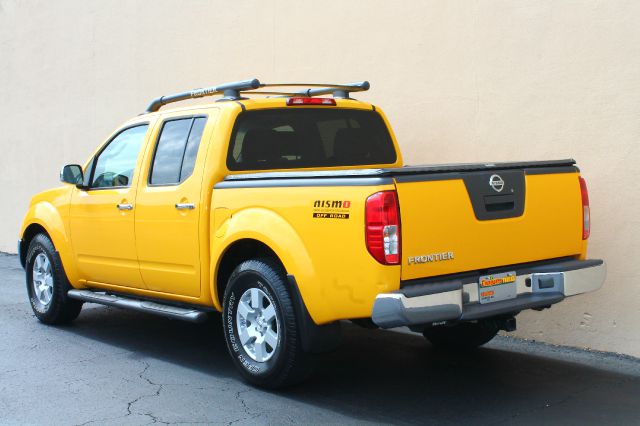 Nissan Frontier 2006 photo 2