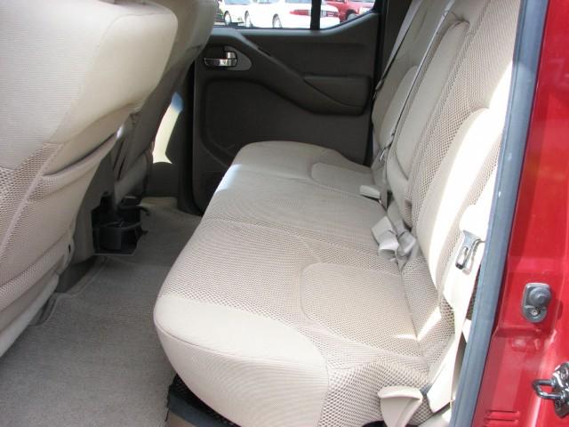 Nissan Frontier 2006 photo 5