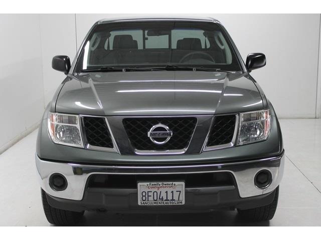 Nissan Frontier 2006 photo 2