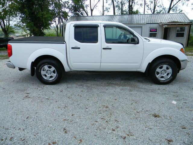 Nissan Frontier 2006 photo 2