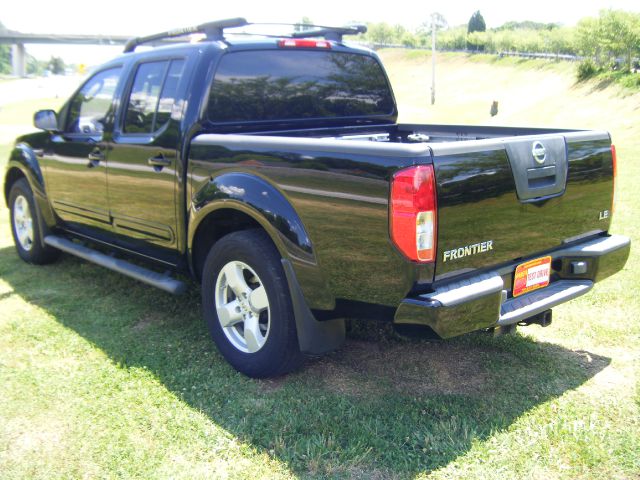 Nissan Frontier 2006 photo 8