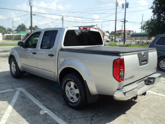 Nissan Frontier 2006 photo 2