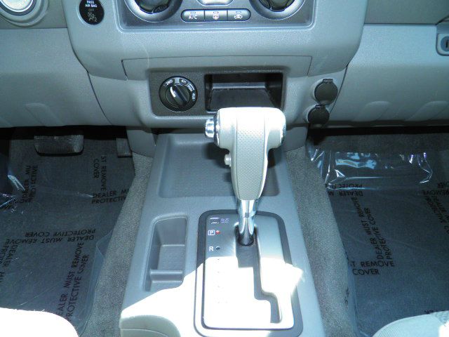 Nissan Frontier 2006 photo 18