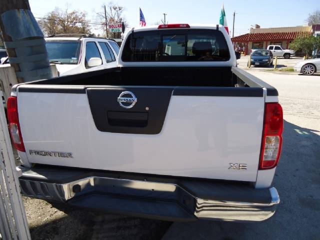 Nissan Frontier 2007 photo 1