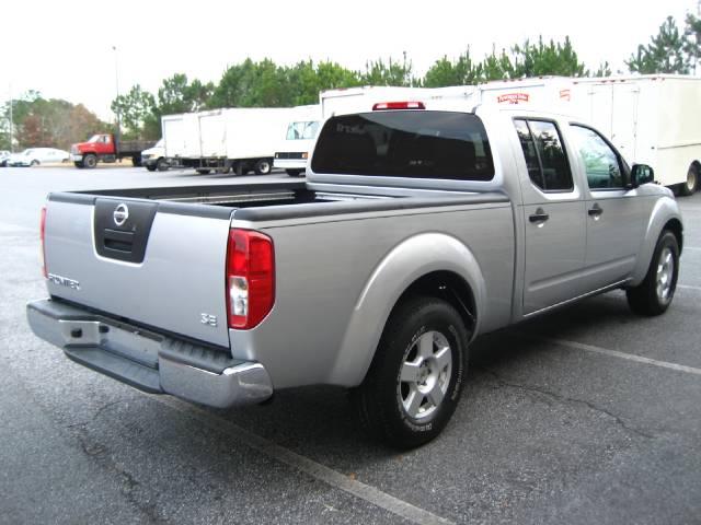 Nissan Frontier 2007 photo 1