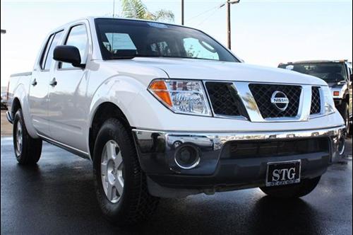 Nissan Frontier 2007 photo 2