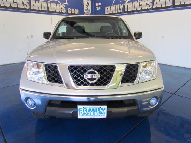 Nissan Frontier 2007 photo 2