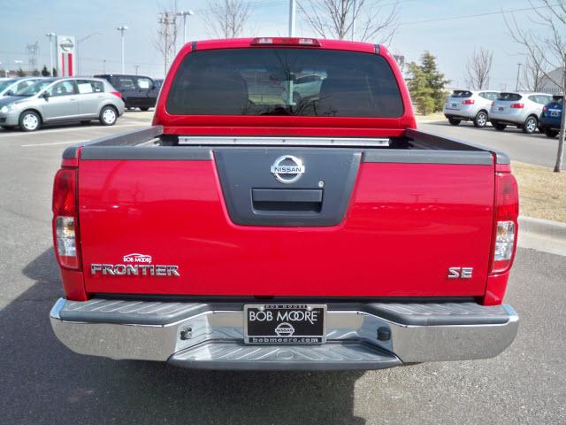 Nissan Frontier 2007 photo 3