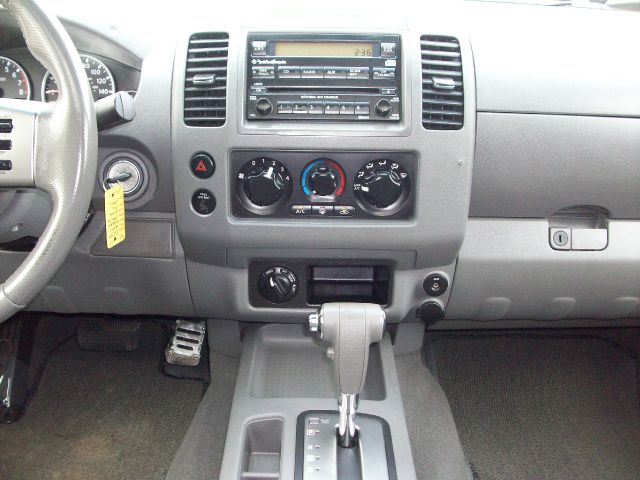 Nissan Frontier 2007 photo 3