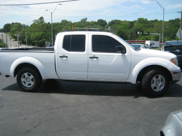 Nissan Frontier 2007 photo 1