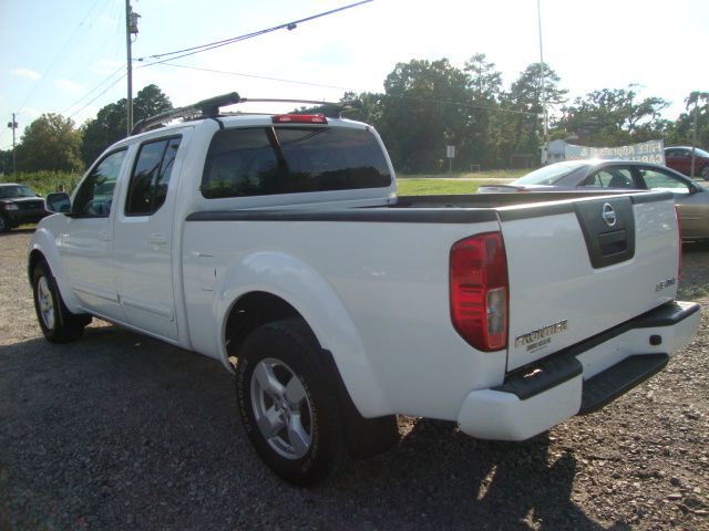 Nissan Frontier 2007 photo 1