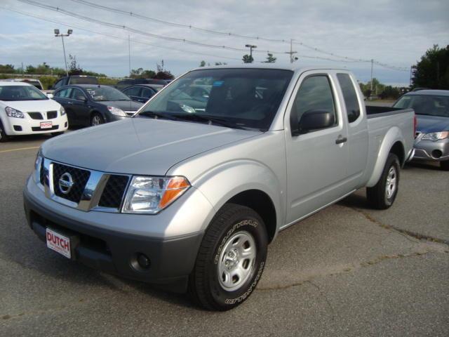 Nissan Frontier 2007 photo 2