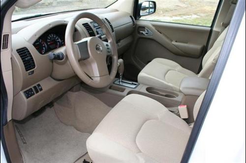 Nissan Frontier 2007 photo 3