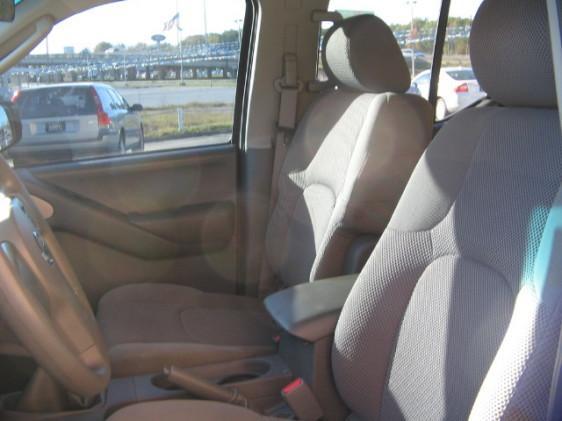 Nissan Frontier 2007 photo 4