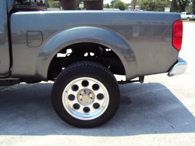 Nissan Frontier 2007 photo 3