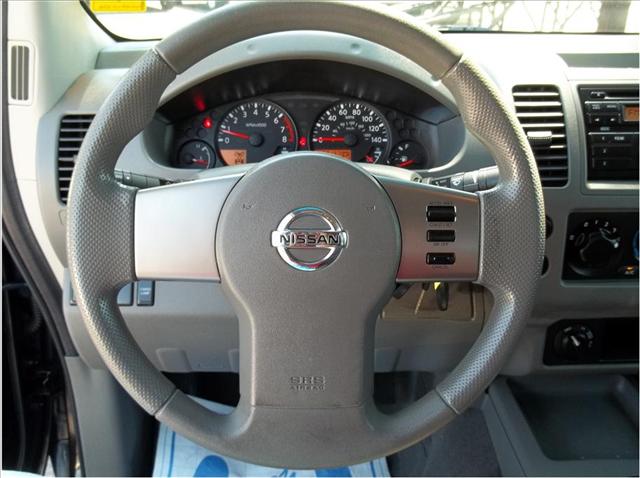 Nissan Frontier 2008 photo 4