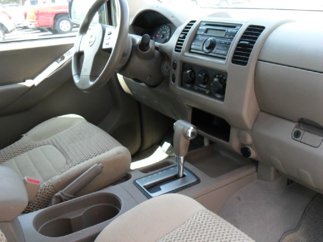 Nissan Frontier 2008 photo 4