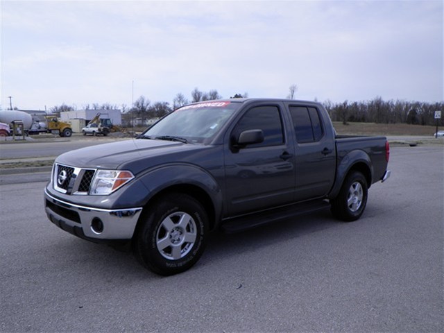 Nissan Frontier 2008 photo 1