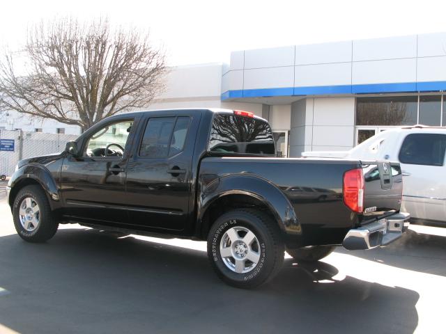 Nissan Frontier 2008 photo 2