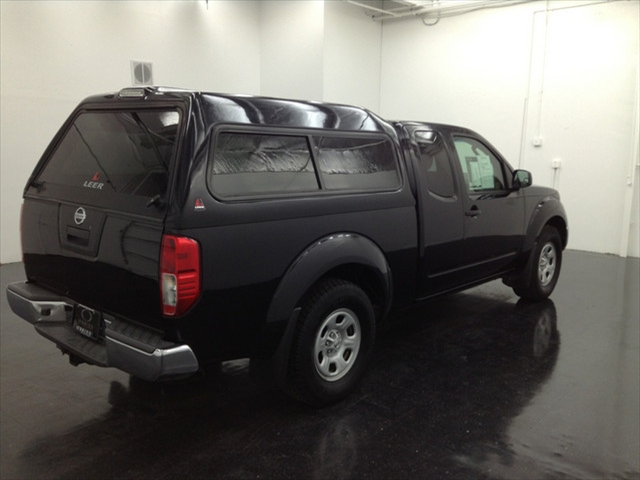 Nissan Frontier 2008 photo 3