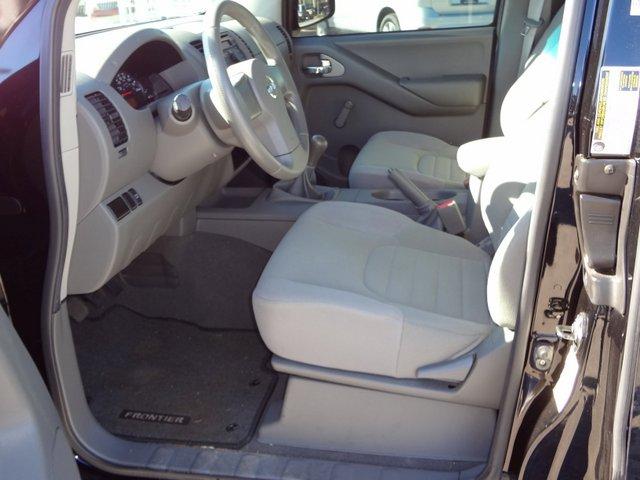 Nissan Frontier 2008 photo 2