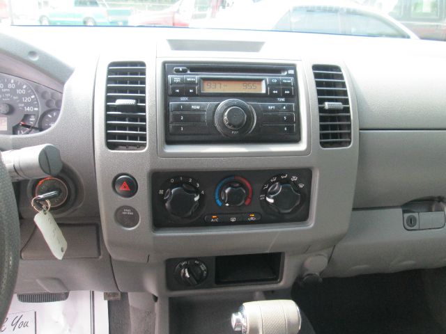 Nissan Frontier 2008 photo 4