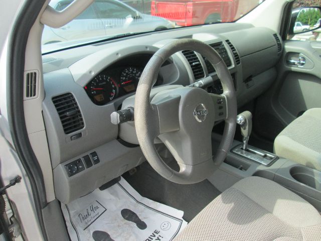 Nissan Frontier 2008 photo 8