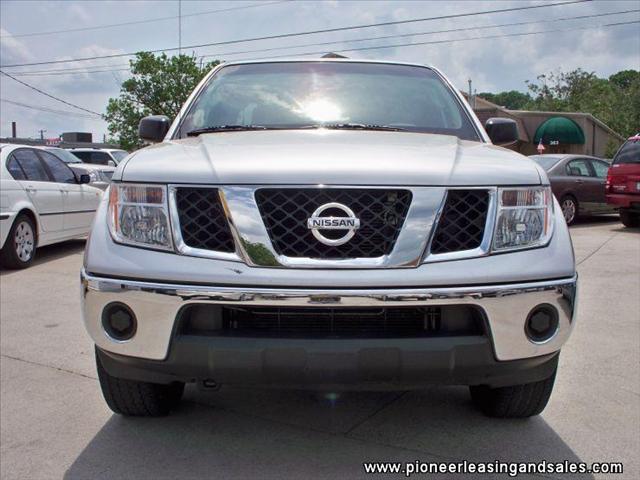 Nissan Frontier 2008 photo 2