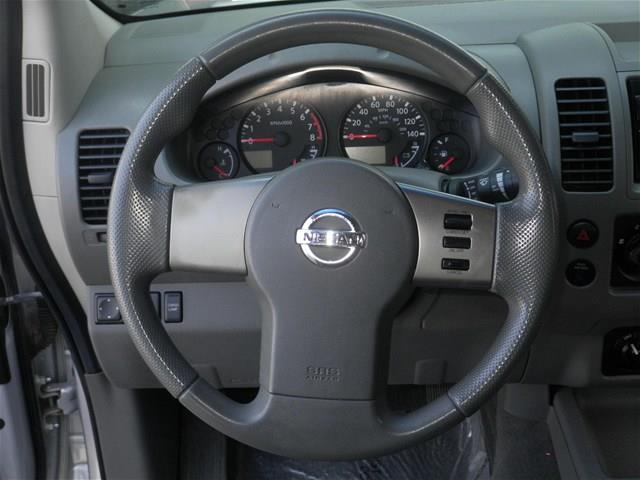 Nissan Frontier 2008 photo 11