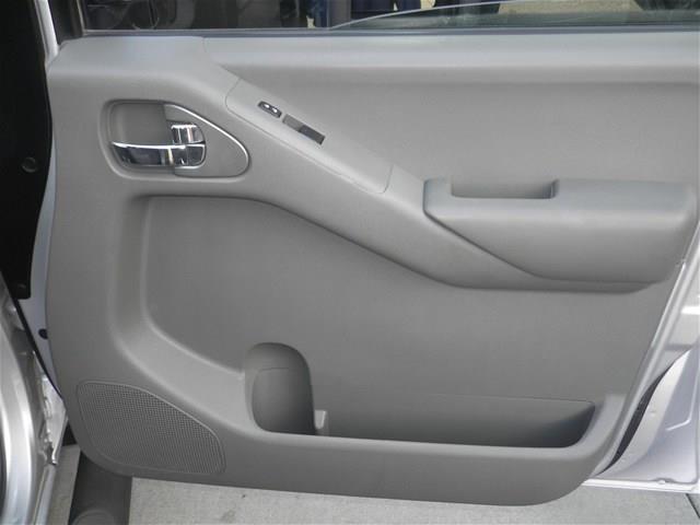 Nissan Frontier 2008 photo 13